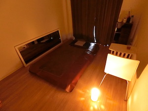 上野・メンズエステ「アロマ・ラ・プップ」のマッサージルーム