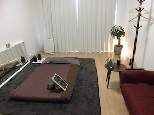 千葉／柏・メンズエステ「柏ラウンジ」の施術ルーム