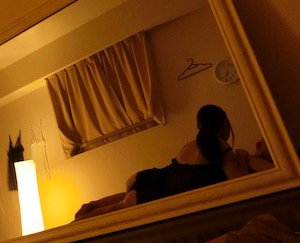 新宿三丁目・メンズエステ「ラピス」の鏡