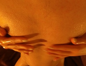 船橋メンズエステ「アロマエスポワール」のオイルマッサージ