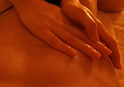 日本橋・メンズエステ「アグレアーブル」のディープリンパ