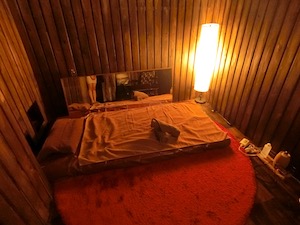 上野・メンズエステ「アルティメットスパ 上野・御徒町店」のマッサージルーム