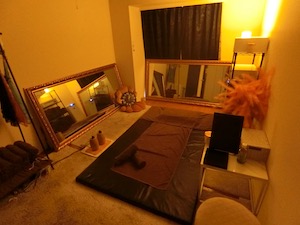 恵比寿・メンズエステ「アロマ ザ クラブ」のマッサージルーム