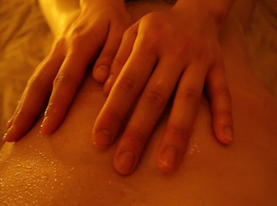 船橋メンズエステ「1LDK secretroom」のアロマオイルマッサージ