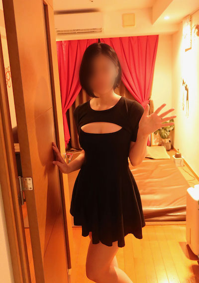 池袋メンズエステ「アロマBK」のマッサージ嬢