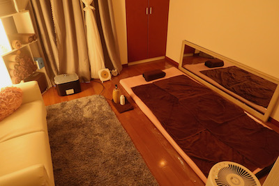 新富町メンズエステ「F..（エフ）」のマッサージルーム