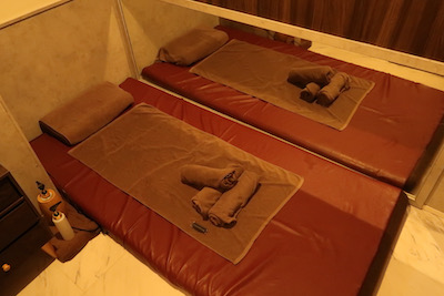 新橋メンズエステ「アルティメットスパ新橋店」のマッサージルーム