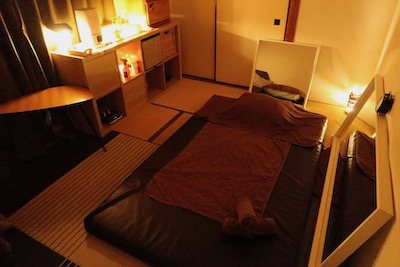 高田馬場メンズエステ「チックプレミアム」のマッサージルーム