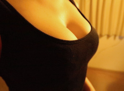 赤羽メンズエステ「Bitter ビター」の巨乳セラピスト