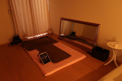 本八幡メンズエステ「Aroma Fabulous アロマファビュラス」のマッサージルーム