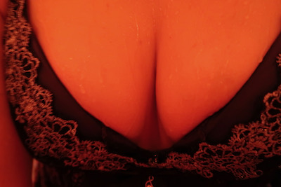 大宮メンズエステ「紅 FC店」の巨乳美女