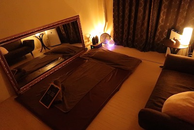 本八幡メンズエステ「アロマファビュラス」のマッサージルーム