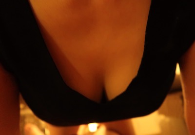 日暮里・鶯谷・高田馬場メンズエステ「HOMURA〜ほむら〜」のマッサージ風景