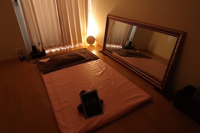 本八幡メンズエステ「アロマファビュラス」のマッサージルーム