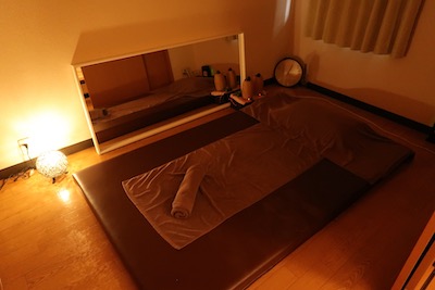 船橋メンズエステ「アロマエスポワール」のマッサージルーム