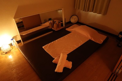 船橋・メンズエステ「アロマエスポワール」のマッサージルーム