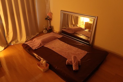 戸塚・メンズエステ「アロマシャルロット」のマッサージルーム