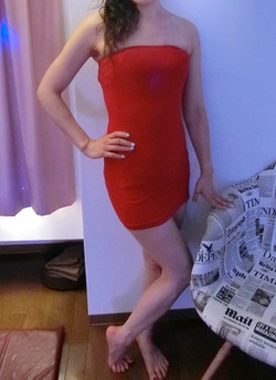 新宿・メンズエステ「美魔女エステ パリス」のセラピストの衣装