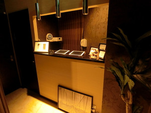 神田メンズエステ「アロマインペリアル」の受付