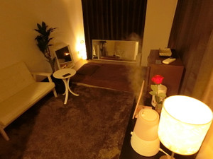 新宿・メンズエステ「アロマティアーモ」の施術ルーム