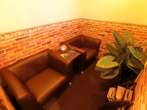 大宮メンズエステ「アロマスカイ」の待合室