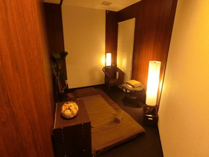 神田メンズエステ「アロマインペリアル」のマッサージルーム