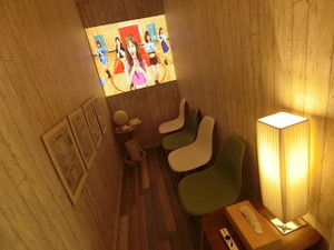 赤坂メンズエステ「アロマエイト赤坂」の待合室