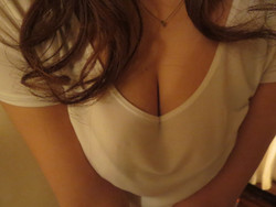 歌舞伎町・メンズエステ「ザ・ノーブル」の巨乳セラピスト