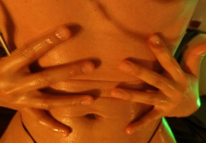 武蔵小杉メンズエステ「ROYCE～ロイス」の密着マッサージ