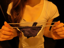 新橋・メンズエステ「アロマエイト」の紙パンツ