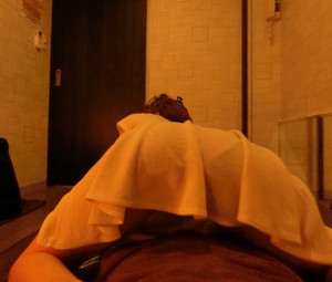 新橋・メンズエステ「アロマエイト」のマッサージのイメージ