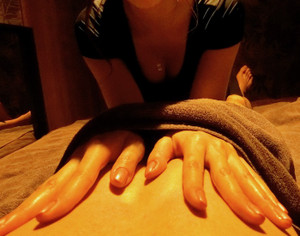 御徒町・メンズエステ「アロマフュージョン」の指技