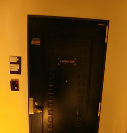 新宿メンズエステのマンション入り口