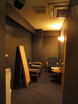 浅草・メンズエステ「アロマケリー」の待合室