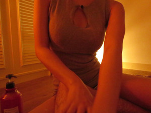 新宿御苑メンズエステの施術風景